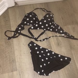 Black & White Daisy Bikini Set